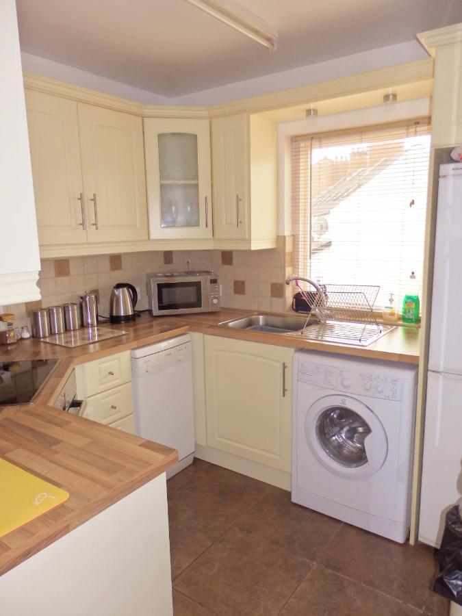 Excellent Location - City Centre - Parking - 4 Beds -2 Bedrooms Belfast Ngoại thất bức ảnh