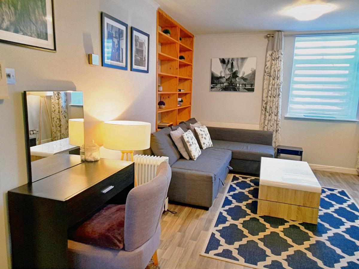 Excellent Location - City Centre - Parking - 4 Beds -2 Bedrooms Belfast Ngoại thất bức ảnh