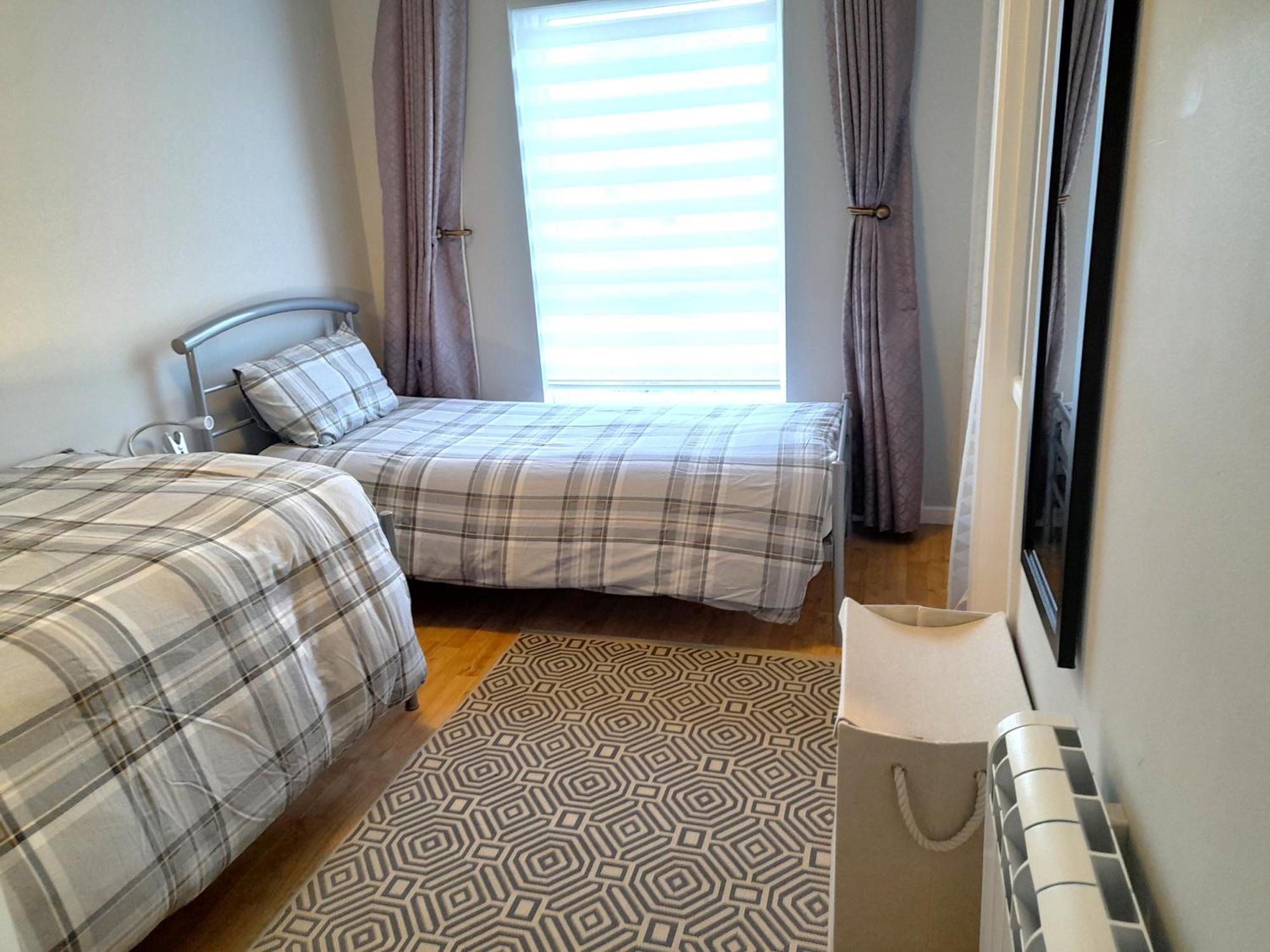 Excellent Location - City Centre - Parking - 4 Beds -2 Bedrooms Belfast Ngoại thất bức ảnh